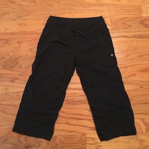 Lululemon studio crop